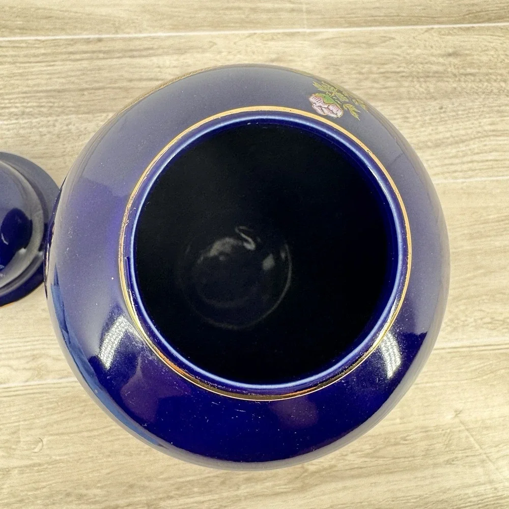 Vintage Japan Cobalt Blue‎ Gold Pheasant Floral Lidded Ginger Jar Urn